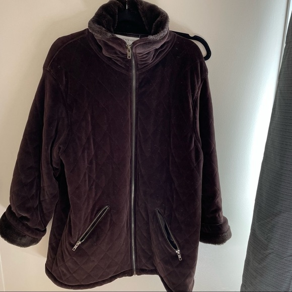 🎀 Jones New York Sport Dark Choc Brown Quilted Velvet Coat, Faux Fur Collar - Picture 2 of 12